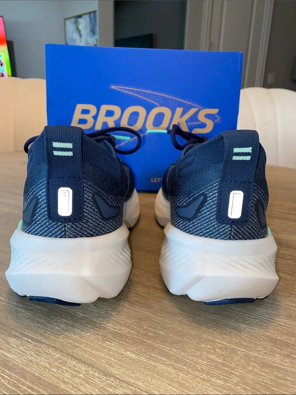 Brooks Glycerin 23, Women’s 8.5 Wide